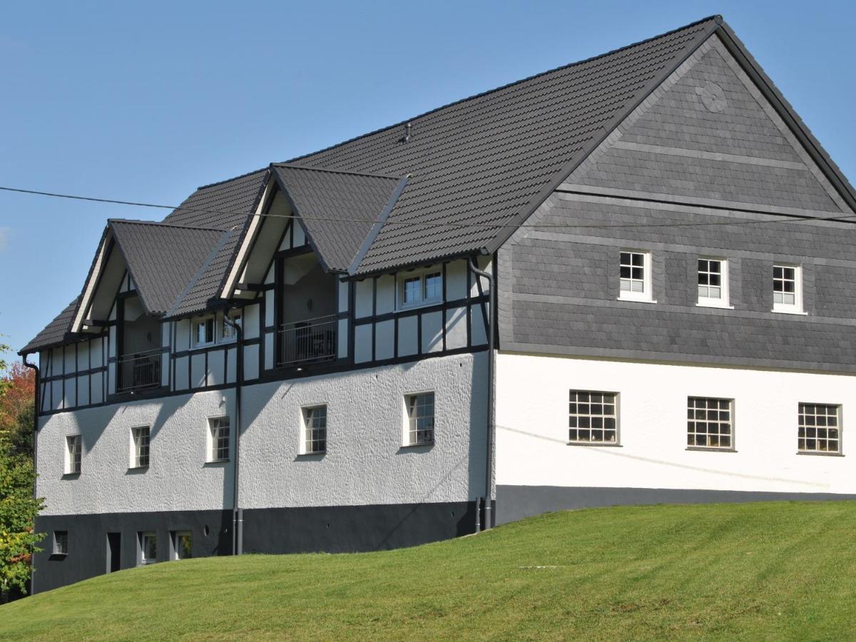 Ferienwohnungen Uebern Hof Schmallenberg Esterno foto